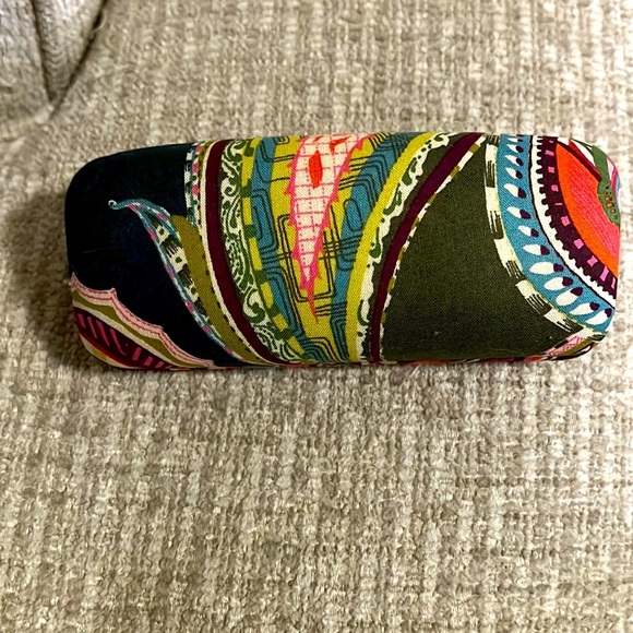 Vera Bradley Colorful Patterned Eyeglass Case - Picture 1 of 3